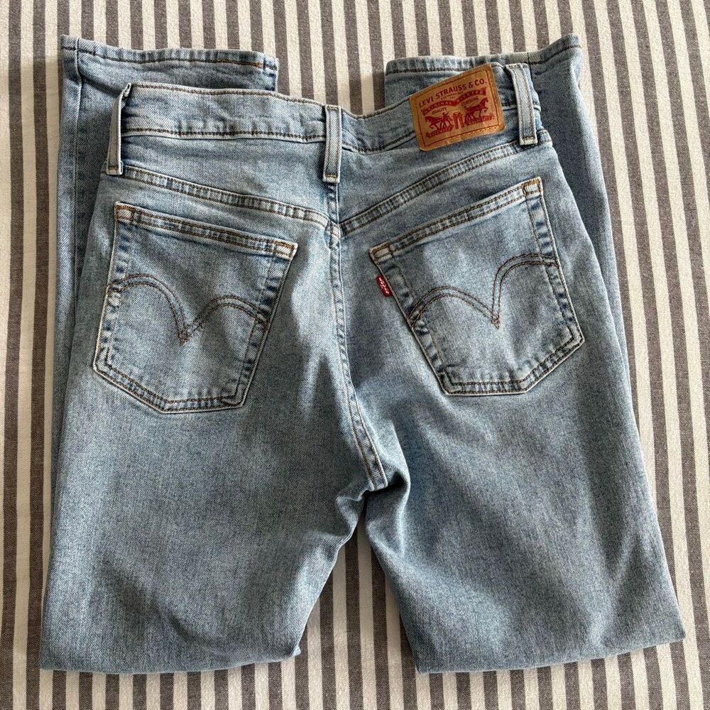 Levi’s Wedgie Straight Ankle Jeans Size 27